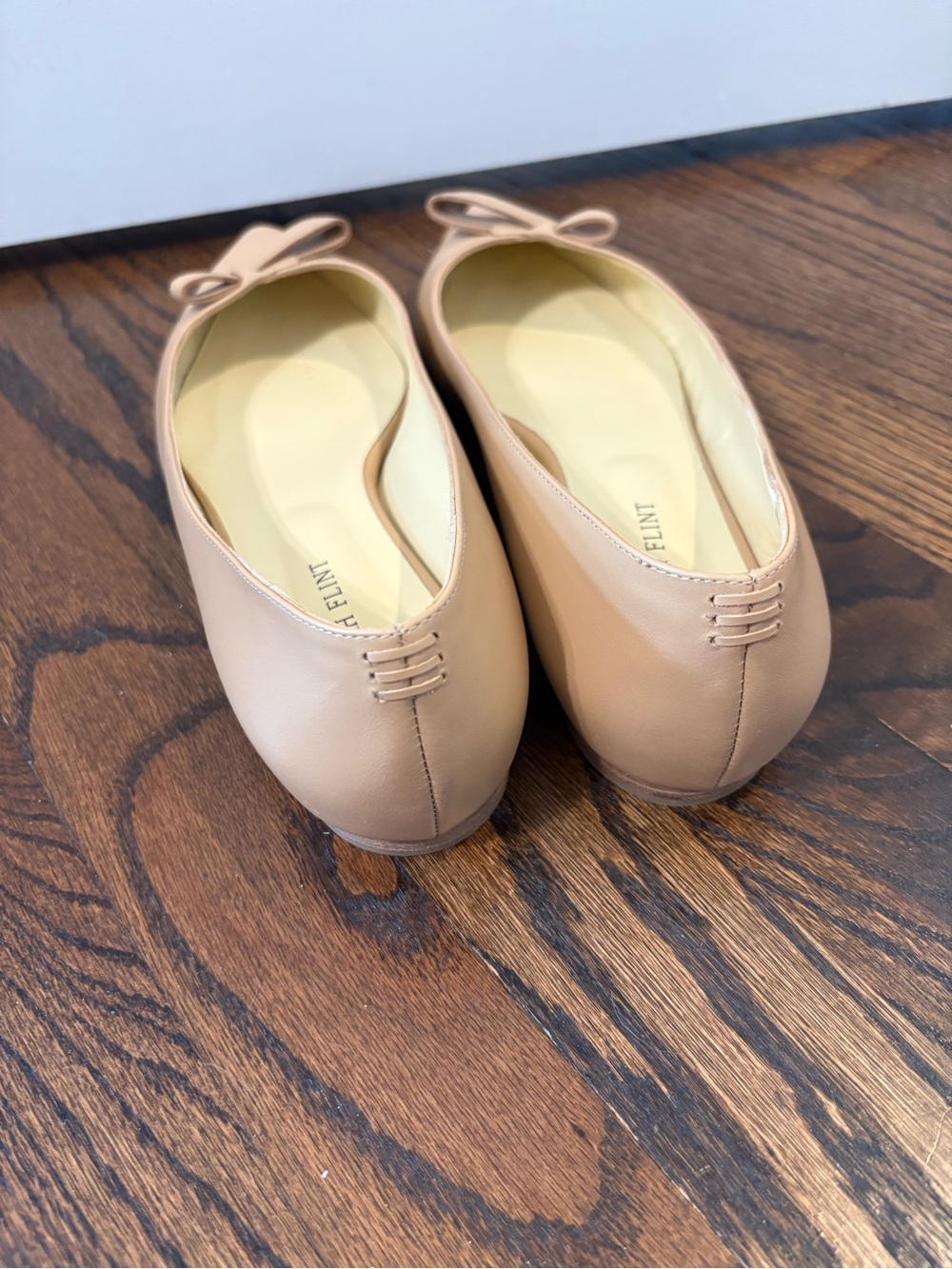 Sarah Flint Natalie Flat - Classic Pointed-Toe Nude Ballet Flats - Size 9 - Picture 5 of 7
